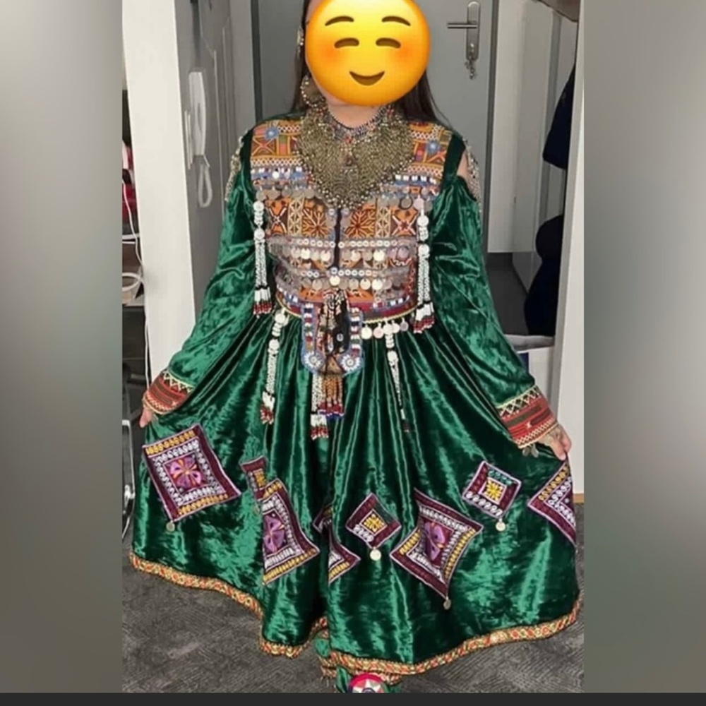 Afghan clothes